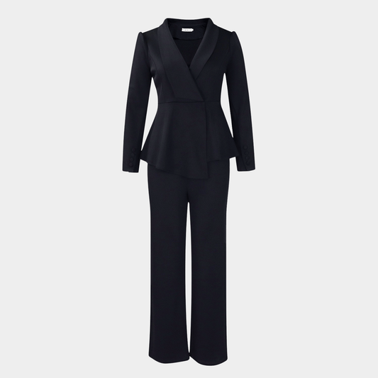 Elegant Tailored Pantsuit with Structured Jacket